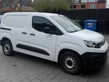 Minituur van 2022 Citroën Berlingo Lichte vrachtwagen
