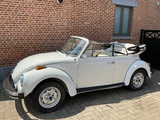 Minituur van 1978 Volkswagen Cabrio Kever 1.6 injectie white edition karmann Oldtimer