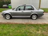 Minituur van 1989 BMW 325 Personenauto