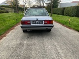 Minituur van 1989 BMW 325 Personenauto