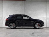 Minituur van Porsche Cayenne Turbo 4.8 V8 500pk 2012, 8-SGB-44