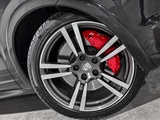 Minituur van Porsche Cayenne Turbo 4.8 V8 500pk 2012, 8-SGB-44