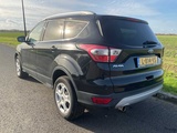 Miniaturansicht von 2017 Ford Kuga Pkw