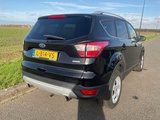 Miniaturansicht von 2017 Ford Kuga Pkw