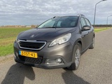 Miniaturansicht von 2014 Peugeot 2008 PKW