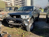 Minituur van Mitsubishi L200 Legervoertuig