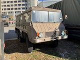 Minituur van 1974 Steyr Pinzgauer 712 legervoertuig