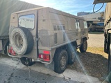 Minituur van 1974 Steyr Pinzgauer 712 legervoertuig