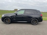 Miniaturansicht von 2015 BMW X5 M Paket Pkw