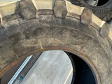 Minituur van Trelleborg TM900 710/75R42 Band, wiel en velg