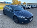 Miniaturansicht von 2017 Volvo V40 Auto
