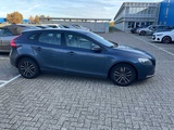Miniaturansicht von 2017 Volvo V40 Auto