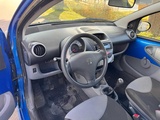 Miniaturansicht von Peugeot 107 1.0-12V XR, 95-PLJ-4