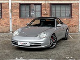 Minituur van Porsche 911 Cabriolet Carrera 3.6 996 320p 2003 Youngtimer HANDGESCHAKELD
