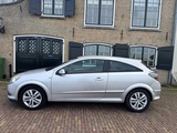 Miniaturansicht von Opel Astra GTC 1.6 Sport Klimaanlage 89-ZJ-KZ