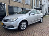 Miniaturansicht von Opel Astra GTC 1.6 Sport Klimaanlage 89-ZJ-KZ