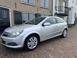 Miniaturansicht von Opel Astra GTC 1.6 Sport Klimaanlage 89-ZJ-KZ
