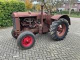 Minituur van McCormick Deering W30 Oldtimer tractor