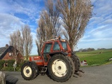 Minituur van 1988 Fiat 100-90 DT Vierwielaangedreven landbouwtractor