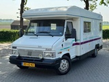 Minituur van Fiat 290 Camper Weinsberg kampeerwagen 49-VZ-RZ