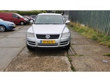 Minituur van Volkswagen Touareg 3.2 V6 Automaat, 37-RZ-FL