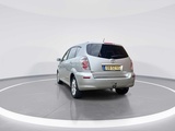 Minituur van Toyota Verso 1.6 VVT-i Dynamic 2006 | 08-SZ-XG