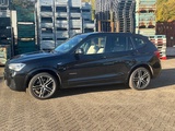 Minituur van 2016 BMW X3 Drive 20D Personenauto PZ-227-T