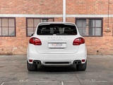 Minituur van Porsche Cayenne Turbo 4.8 V8 500hp 2013 OEM Sport Design 500pk 2013
