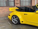 Minituur van Porsche 911 964 Carrera Cabrio 250pk 1992 Youngtimer