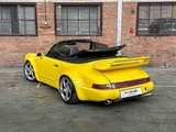 Minituur van Porsche 911 964 Carrera Cabrio 250pk 1992 Youngtimer