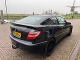 Minituur van Mercedes-Benz C-klasse Sportcoupé 230 Sport Edition V6 204 pk 55-SH-GZ