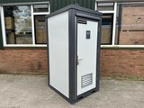 Minituur van 2025 Stahlworks Single Sanitairunit / Toiletunit
