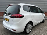 Minituur van Opel Zafira Tourer 1.4 Blitz 7p; JX-747-F