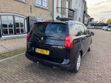 Minituur van Peugeot  5008  1.6 THP Allure Pano Leder 7 persoon 11-XNL-9