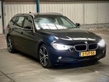 Minituur van BMW 316i Touring xExecutive; 2-TJT-55