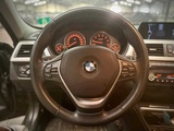 Minituur van BMW 316i Touring xExecutive; 2-TJT-55