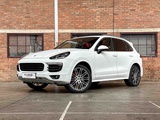 Minituur van Porsche Cayenne 3.6 V6 300pk 2015
