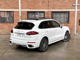 Minituur van Porsche Cayenne 3.6 V6 300pk 2015