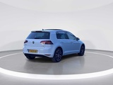 Minituur van Volkswagen Golf 1.4 TSI Connected Series Car 2016 | T-420-BR