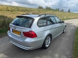 Minituur van BMW 3-serie Touring 318i Business Line 36-PTT-9
