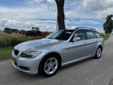 Minituur van BMW 3-serie Touring 318i Business Line 36-PTT-9
