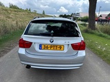 Minituur van BMW 3-serie Touring 318i Business Line 36-PTT-9
