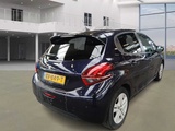 Thumbnail of Peugeot 208 1.2 PureT. Signature, ; XV-849-T
