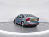 Miniaturansicht von Volvo S40 2.0 D3 Momentum - 2011 | 57-01-16