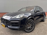 Minituur van Porsche Cayenne 3.0 E Hybrid Platinum Edition Automaat; HPB-32-R