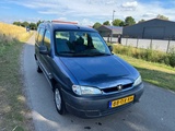 Miniaturansicht von Peugeot Partner 1.8 Combispace PKW 88-DX-XV