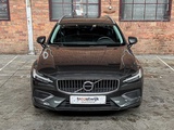 Minituur van Volvo V60 2.0 T6 Recharge AWD Business Pro 341pk 2021, K-930-ZF