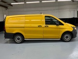 Minituur van Mercedes-benz eVito Bedrijfswagen (VHF-60-N)