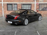 Minituur van Jaguar XJ 3.0 V6D Portfolio 275pk 2012