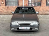 Minituur van Opel Omega 3000 24v 204pk 1989